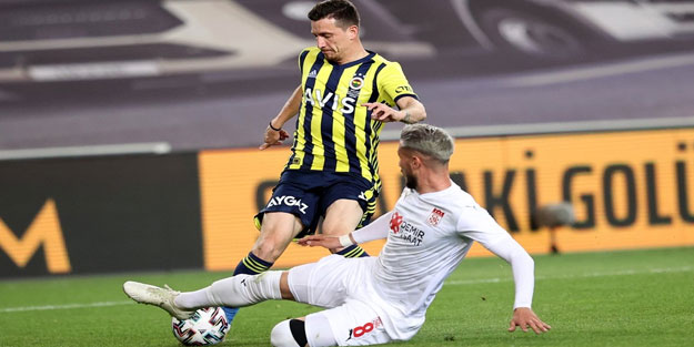 Fenerbahçe evinde ağır yara aldı