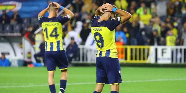 Fenerbahçe, evinde Olympiakos'a yenildi