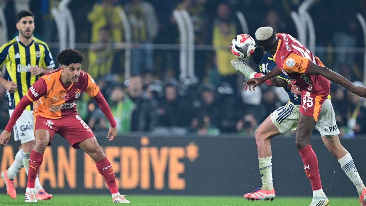 Galatasaray başladı Fenerbahçe bitirdi: 1-1