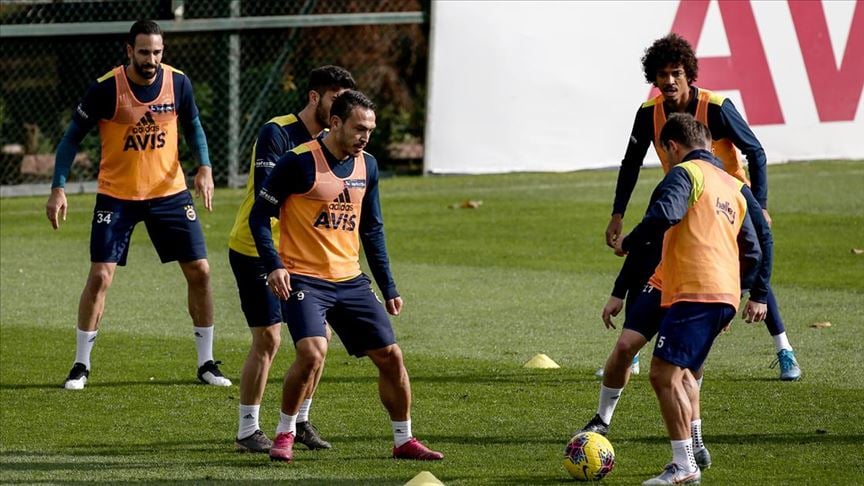 Fenerbahçe, Gençlerbirliği maçı hazırlıklarını tamamladı
