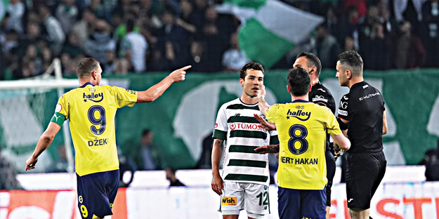 Fenerbahçe harakiri yaptı! Galatasaray ile puan farkı artık 6! Şampiyonluk kaçtı gibi...