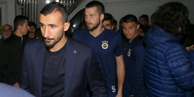 Fenerbahçe kafilesi, taziye için hastaneye gitti