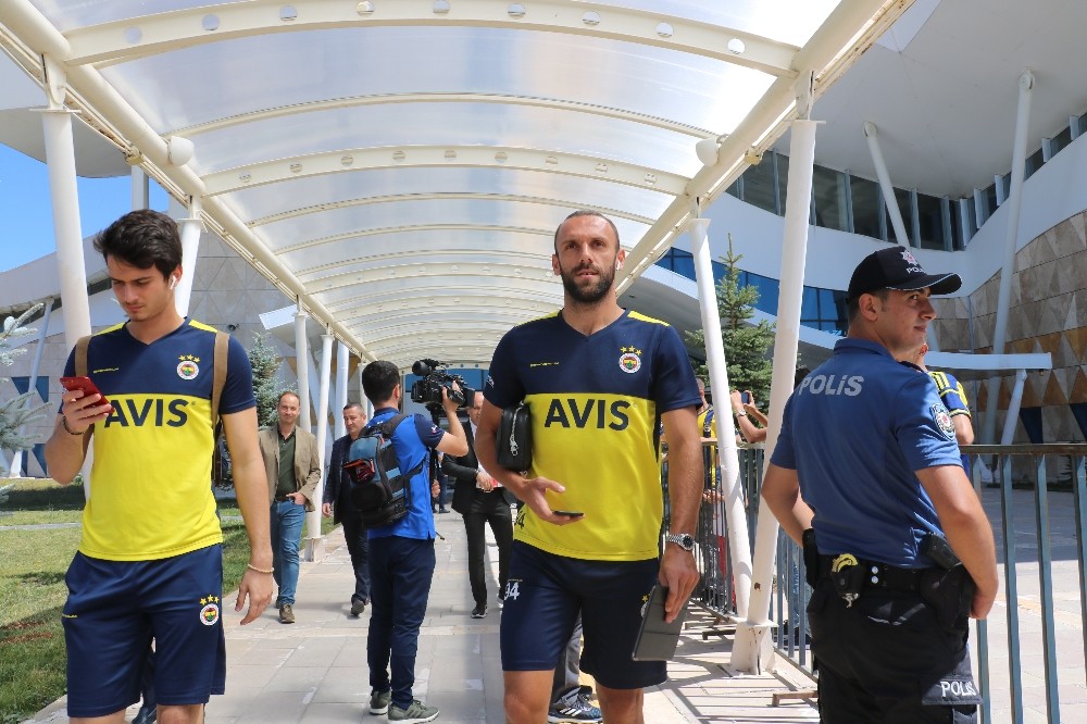 Fenerbahçe kafilesi Sivas’ta 