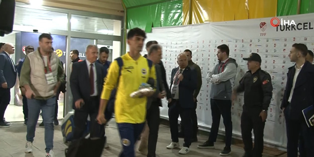Fenerbahçe kafilesi staddan ayrıldı!