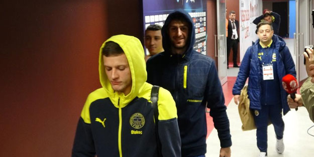 Fenerbahçe kafilesi stattan ayrıldı