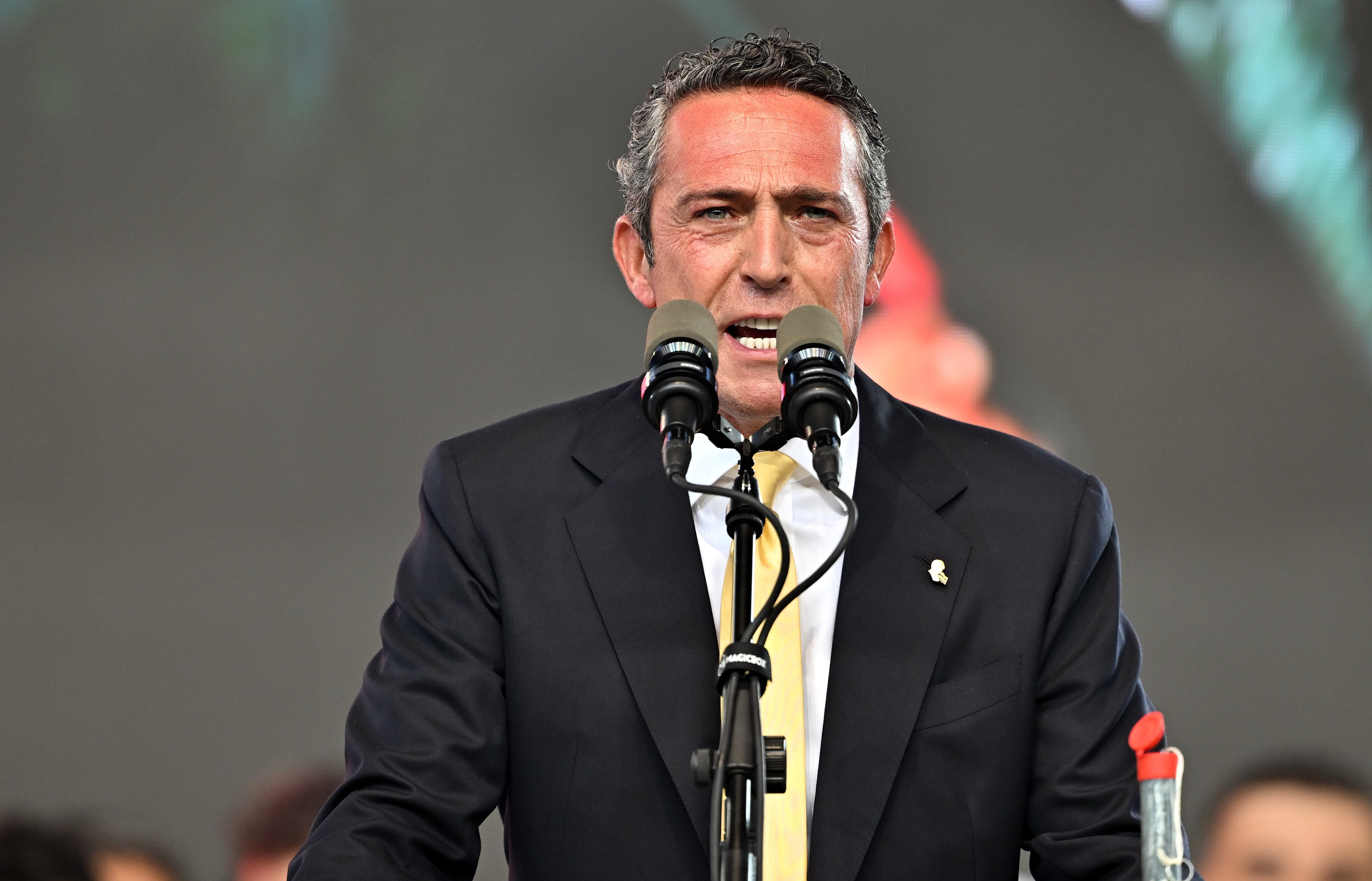 Fenerbahçe kongrelerinde fark edilemeyen detay! Ali Koç’un hormonlu seçmen oyunu mu?