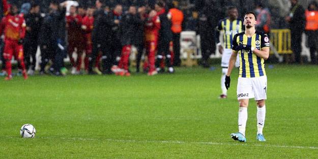 Fenerbahçe Kupa'da da aynı! 10 kişi kalan rakibi çeyrek finalde