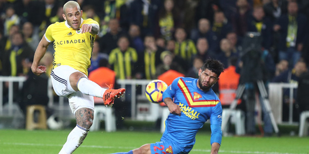 Fenerbahçe ligin ikinci yarısına galibiyetle başladı