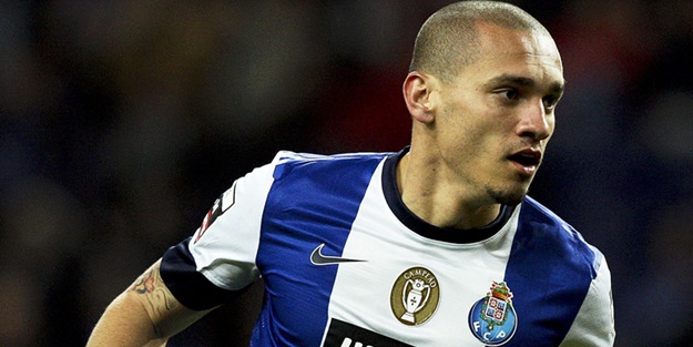 Fenerbahçe Maicon'a teklif yaptı