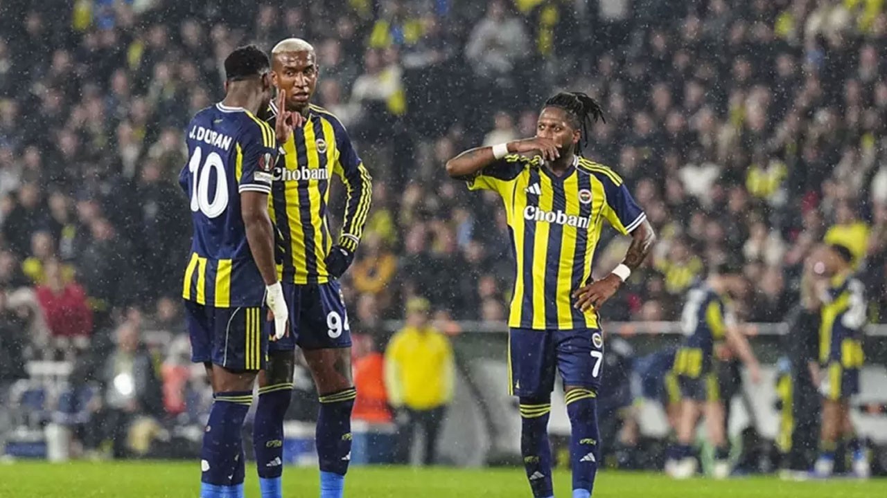 Fenerbahçe play-off’u garantiledi