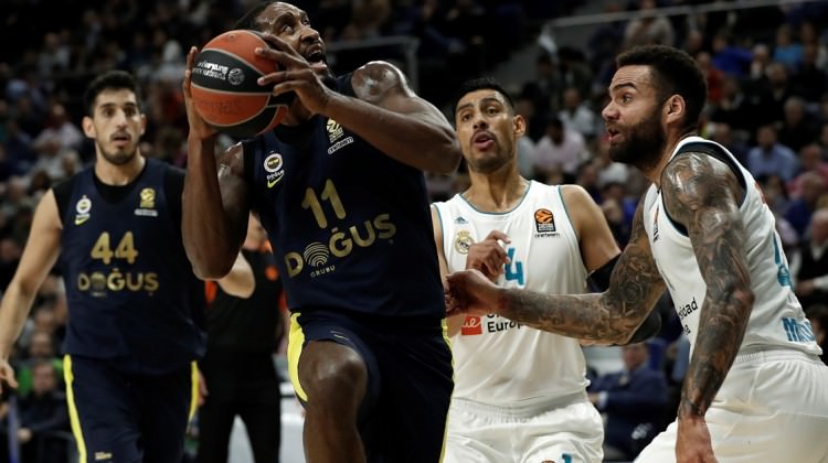 Fenerbahçe Real Madrid'i dize getirdi! 86-83