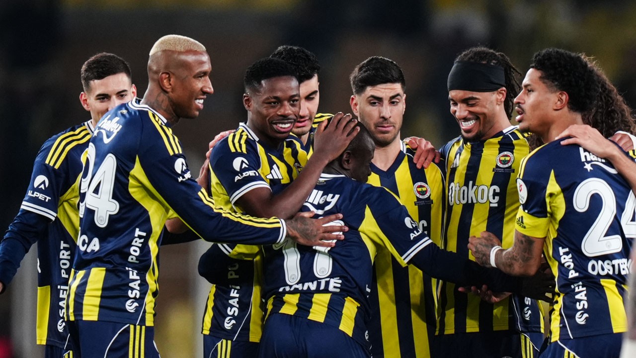 Fenerbahçe sahasında şov yaptı
