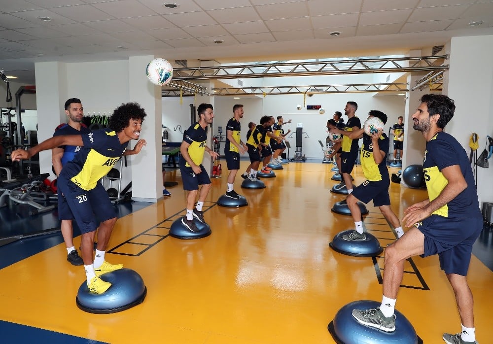 Fenerbahçe salonda çalıştı 