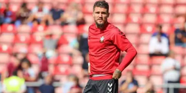 Fenerbahçe Sambacı stoperin peşinde