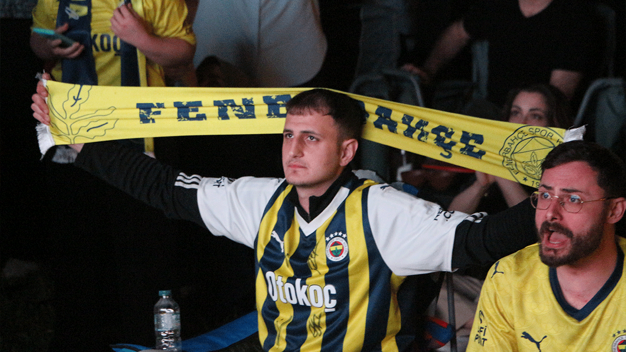 Fenerbahçe şampiyonluğu Rize'de coşkuyla kutlandı!