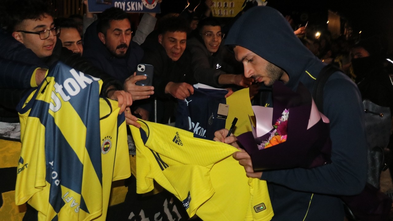 Fenerbahçe Sivas'ta coşkuyla karşılandı