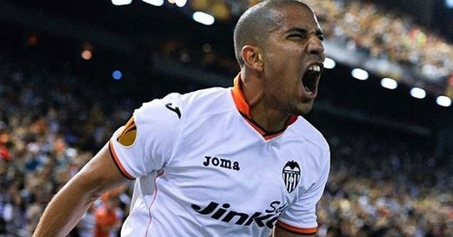 Fenerbahçe Sofiane Feghouli ile anlaştı iddası