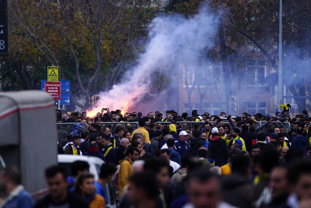 Fenerbahçe taraftarı büyük coşku yaşadı 