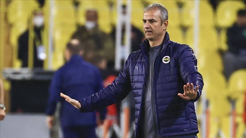 Fenerbahçe teknik direktörü Kartal: Bu turu geçebileceğimizi düşünüyoruz