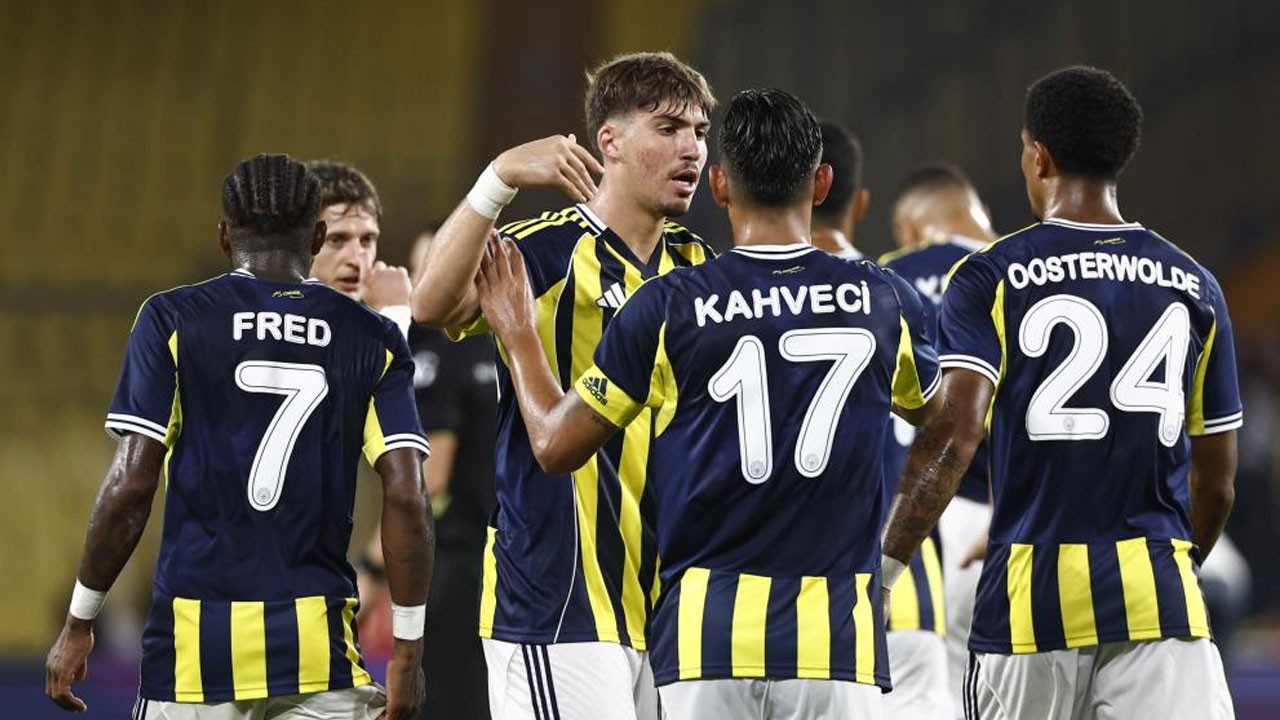 Fenerbahçe UEFA listesini açıkladı
