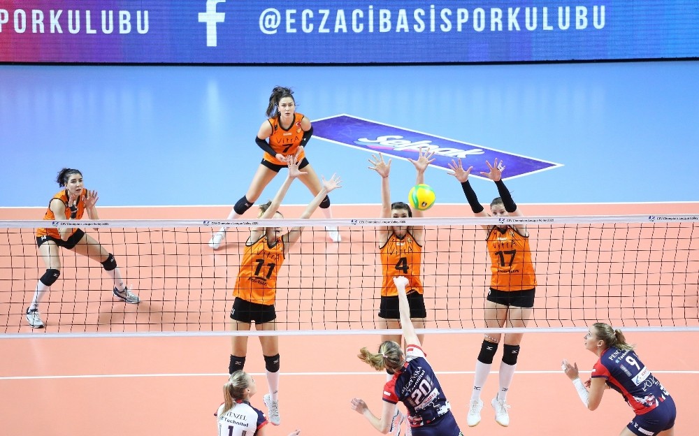 Fenerbahçe ve Eczacıbaşı VitrA, Coronavirüs nedeniyle CEV’e başvurdu 