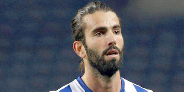 Fenerbahçe ve Galatasaray karşı karşıya! Bakalım kim kazanacak...