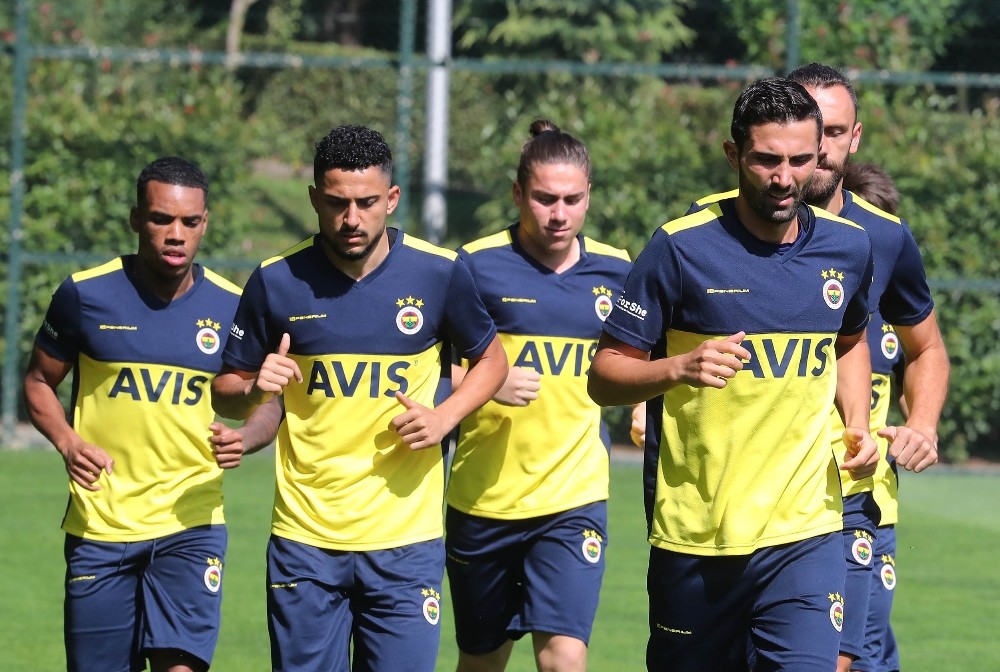 Fenerbahçe yeni sezon hazırlıklarını sürdürdü 