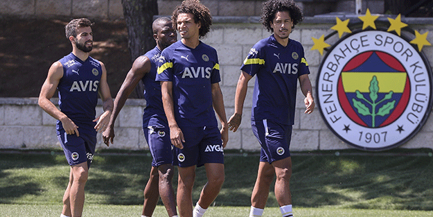 Fenerbahçe, yeni sezon hazırlıklarını sürdürdü