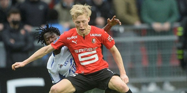 Fenerbahçe yeni sol bekini buldu!