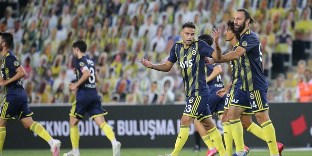 Fenerbahçe yıkıldı! 3'üncülük şansı kalmadı