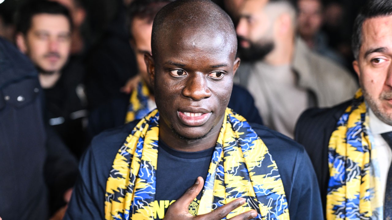 Fenerbahçe yıldızına kavuştu! N’Golo Kante İstanbul’da