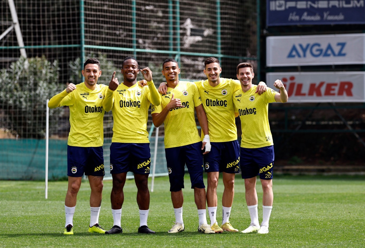 Fenerbahçe zorlu maça hazırlanıyor