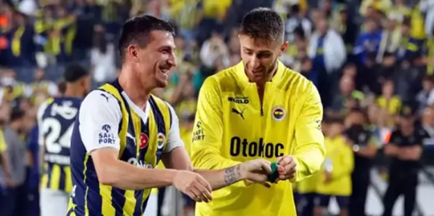 Fenerbahçe'de 2 ayrılık birden! İsmail Kartal artık dayanamadı, üstünü çizdi