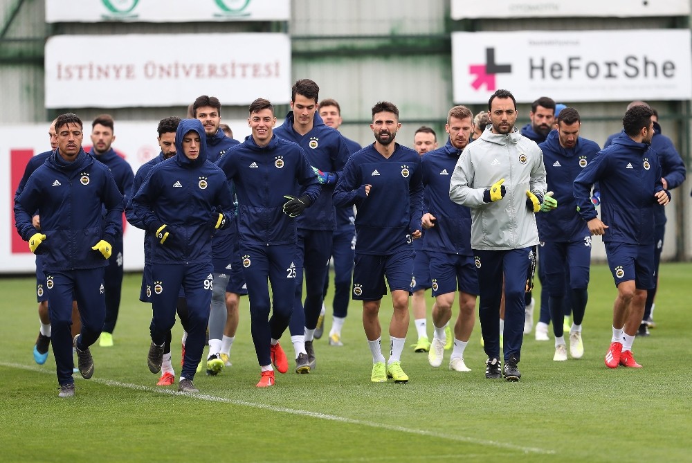 Fenerbahçe’de A. Alanyaspor mesaisi sürüyor 