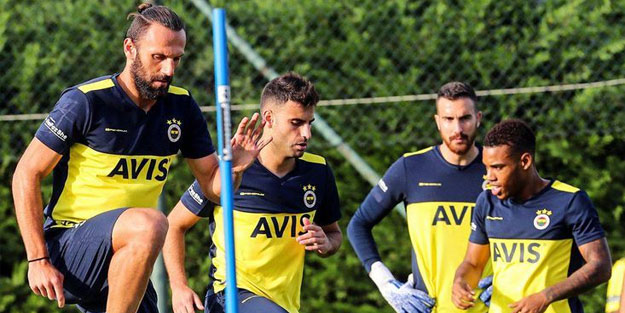 Fenerbahçe'de Alanyaspor maçı hazırlıkları sürüyor