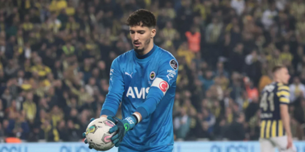 Fenerbahçe'de Altay krizi patlak verdi! Bir bu eksikti...