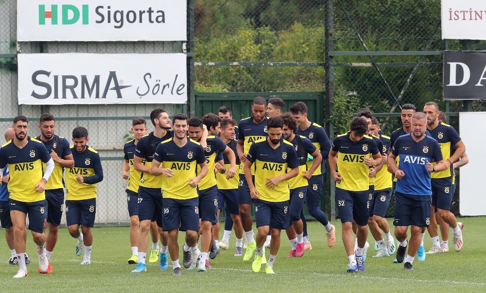 Fenerbahçe’de Başakşehir mesaisi sürüyor 