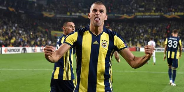 Fenerbahçe'de bekleneni veremeyen Slimani için sıraya girdiler!