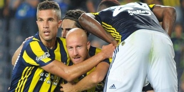 Fenerbahçe'de beklenmedik ayrılık açıklaması