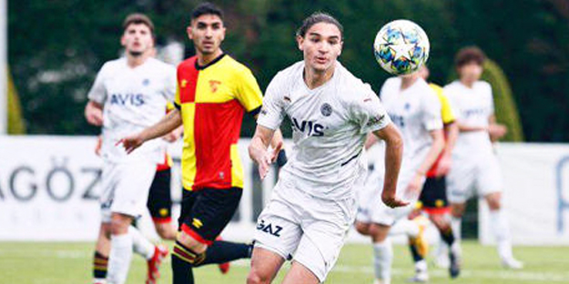 Fenerbahçe'de bir yıldız daha doğuyor!