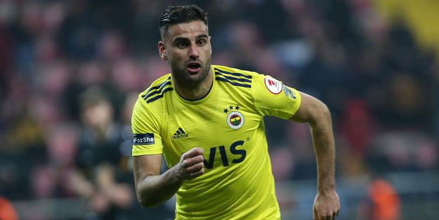 Fenerbahçe'de Deniz Türüç şoku!