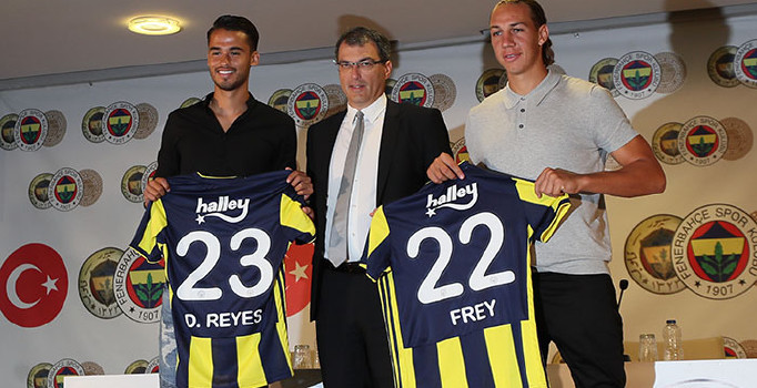 Fenerbahçe'de Diego Reyes ve Frey imzayı attılar