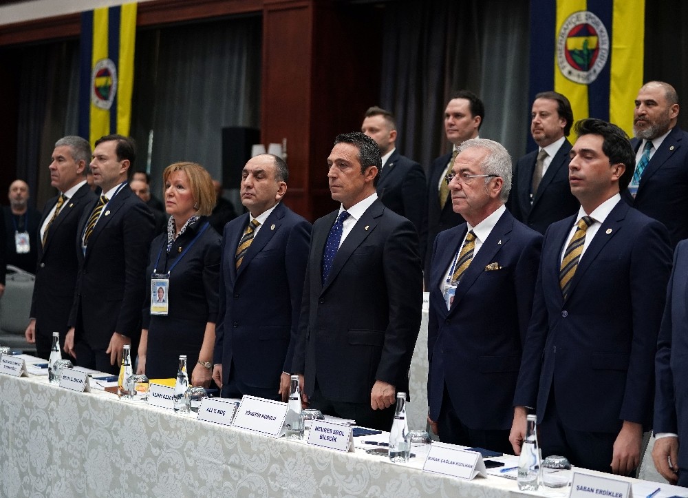 Fenerbahçe’de divan başladı 