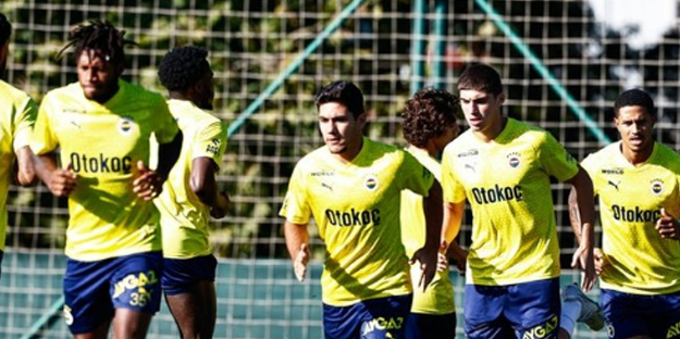 Fenerbahçe'de flaş gelişme! Resmi teklif yapıldı bile: Yılın fırsat transferi olacak...