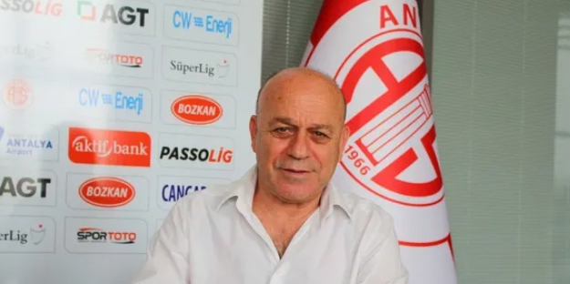 Fenerbahçe'de gelişme duyuruldu! Flaş teklif: Çok ama çok büyük gelişme!