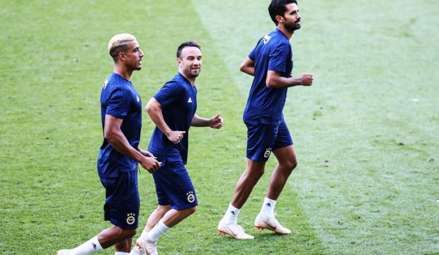 Fenerbahçe'de iki yıldız topun ağzında!