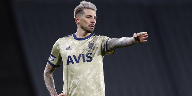 Fenerbahçe'de Jose Sosa hayal kırıklığı oluşturdu