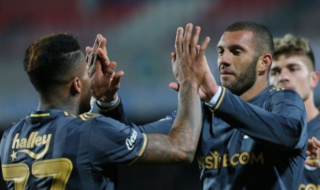 Fenerbahçe'de kilit adam Jeremain Lens