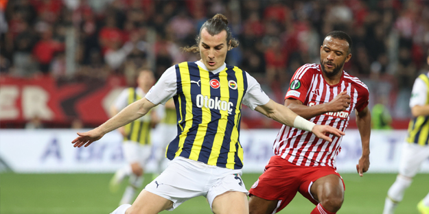 Fenerbahçe'de kriz patladı! İsmail Kartal'a artık güvenmiyorlar! Büyük kaos...