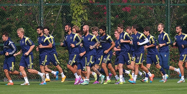 Fenerbahçe'de lig mesaisi başladı